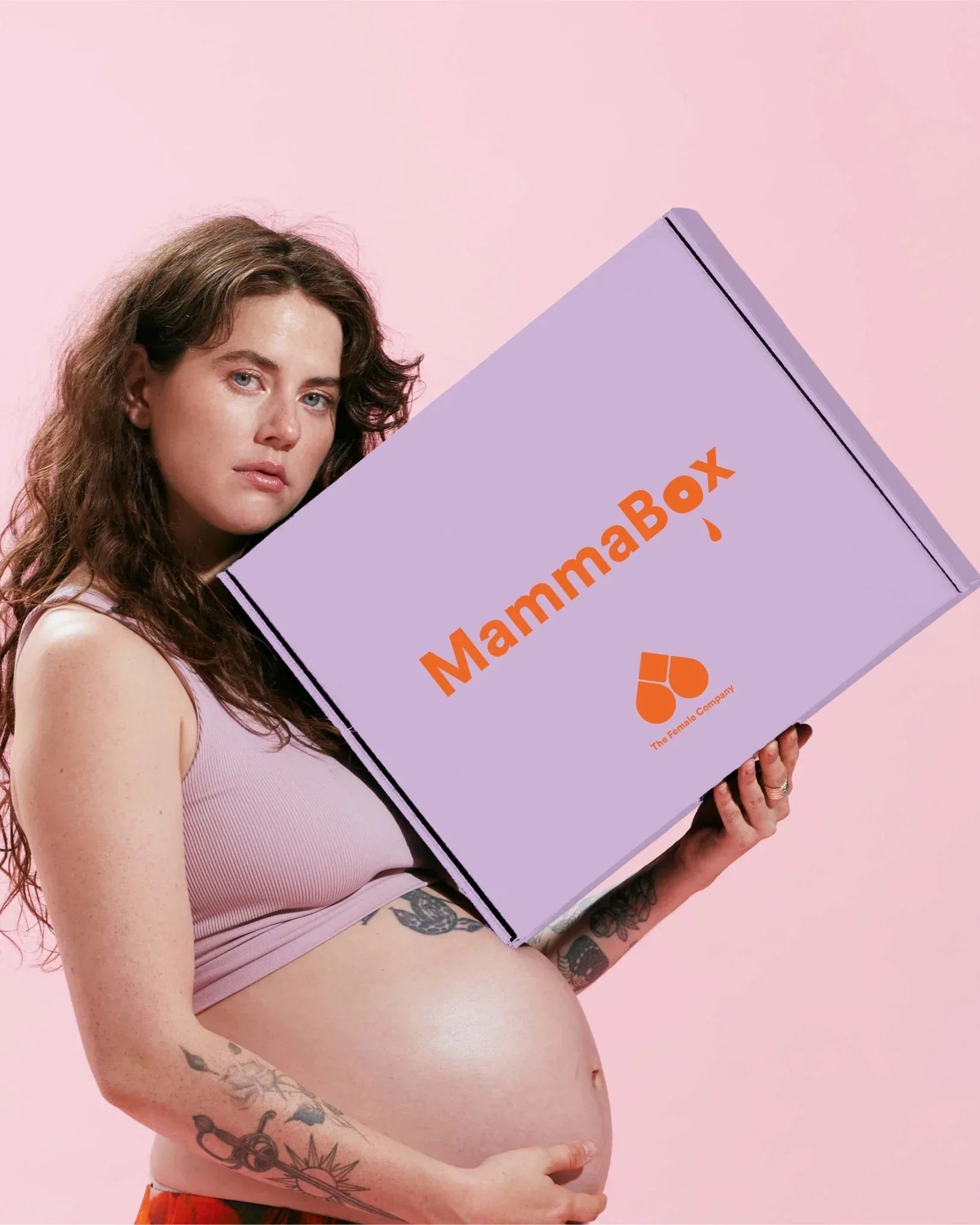 the-female-company-mammabox-essential-wochenbett-set image 1