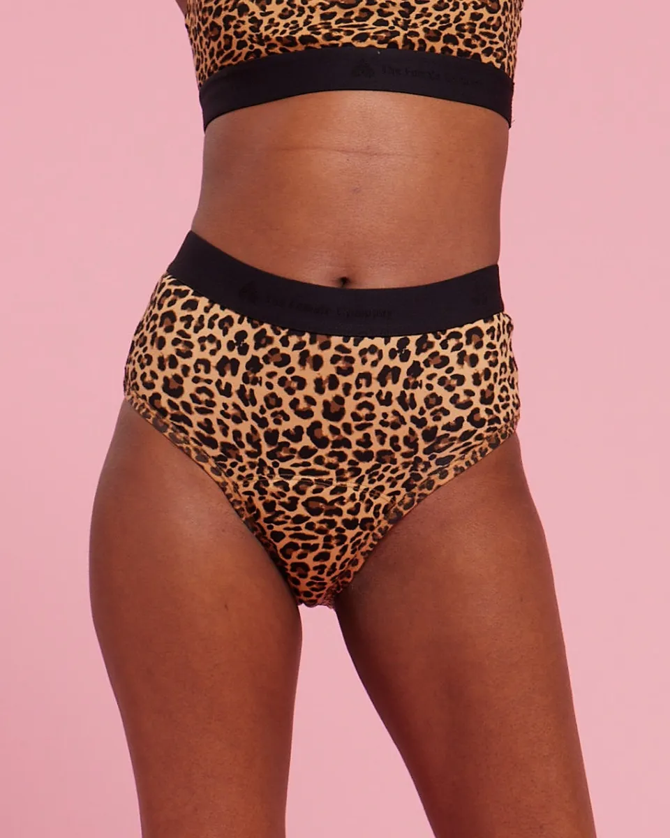 the-female-company-extra-strong-high-waist-2-0-seamless-period-panty image 1