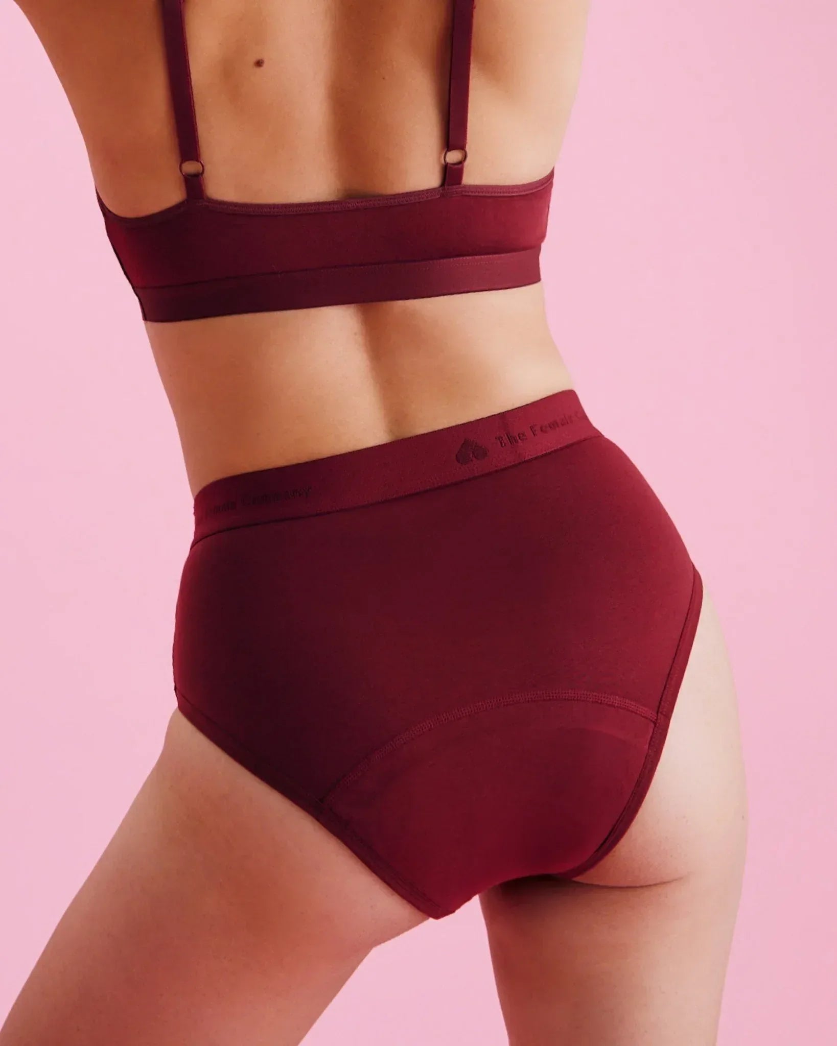 the-female-company-period-panty-high-waist-ultra-strong-cherry image 7