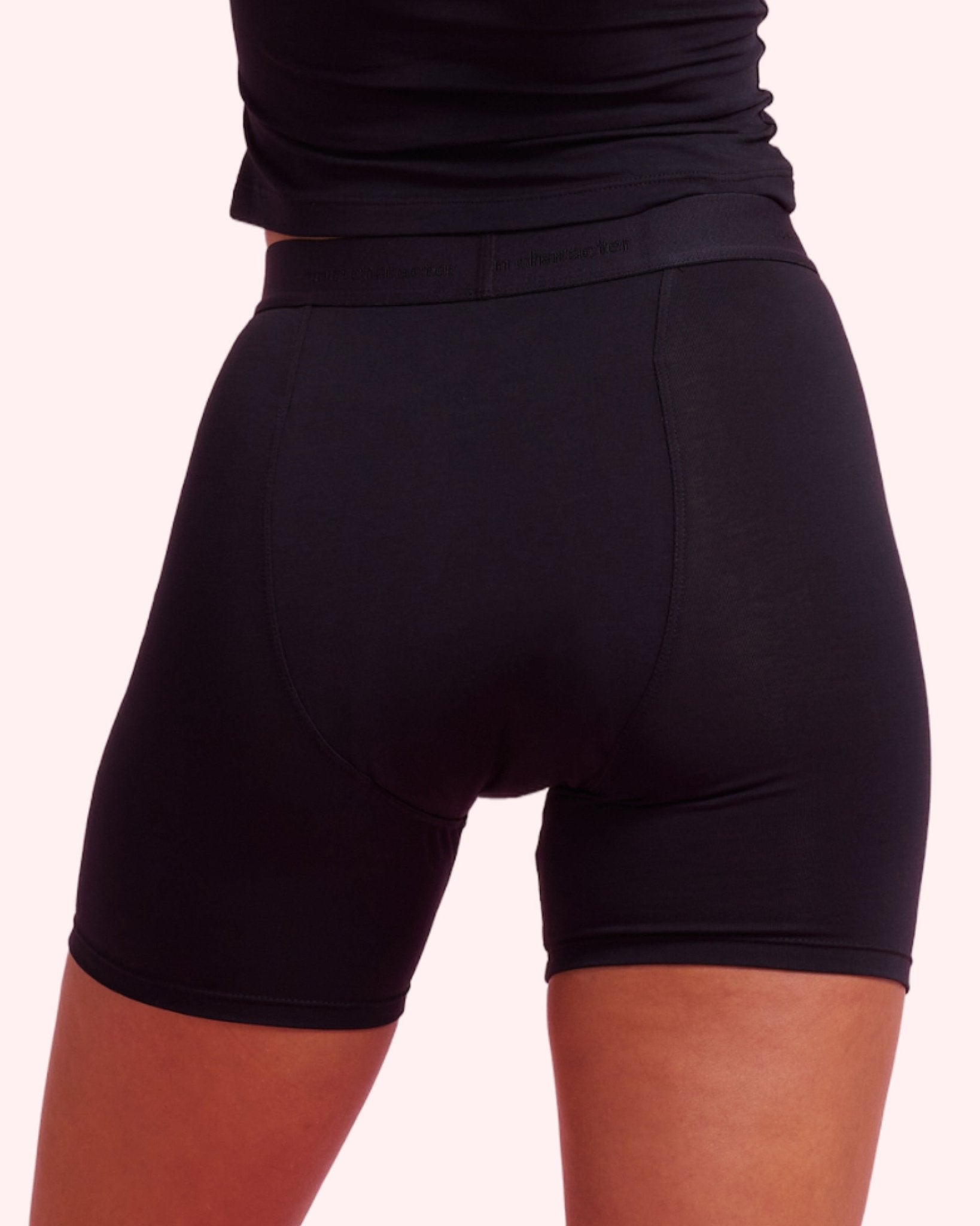 the-female-company-sleep-long-shorts-extra-strong-periodenslip-schwarz image 6