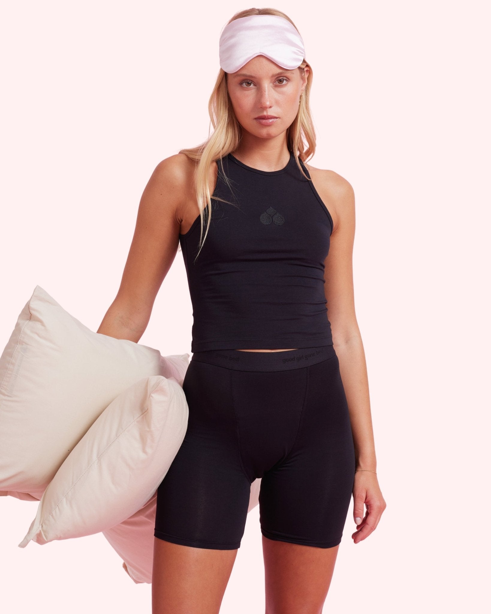 the-female-company-night-protect-period-shorts-2-0-ultra-strong-long-shorts-schw image 6