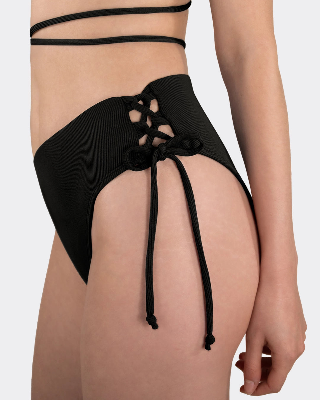 mylily-perioden-bikini-hose-crinkle-mit-gekreuzter-schn-rung-schwarz image 3