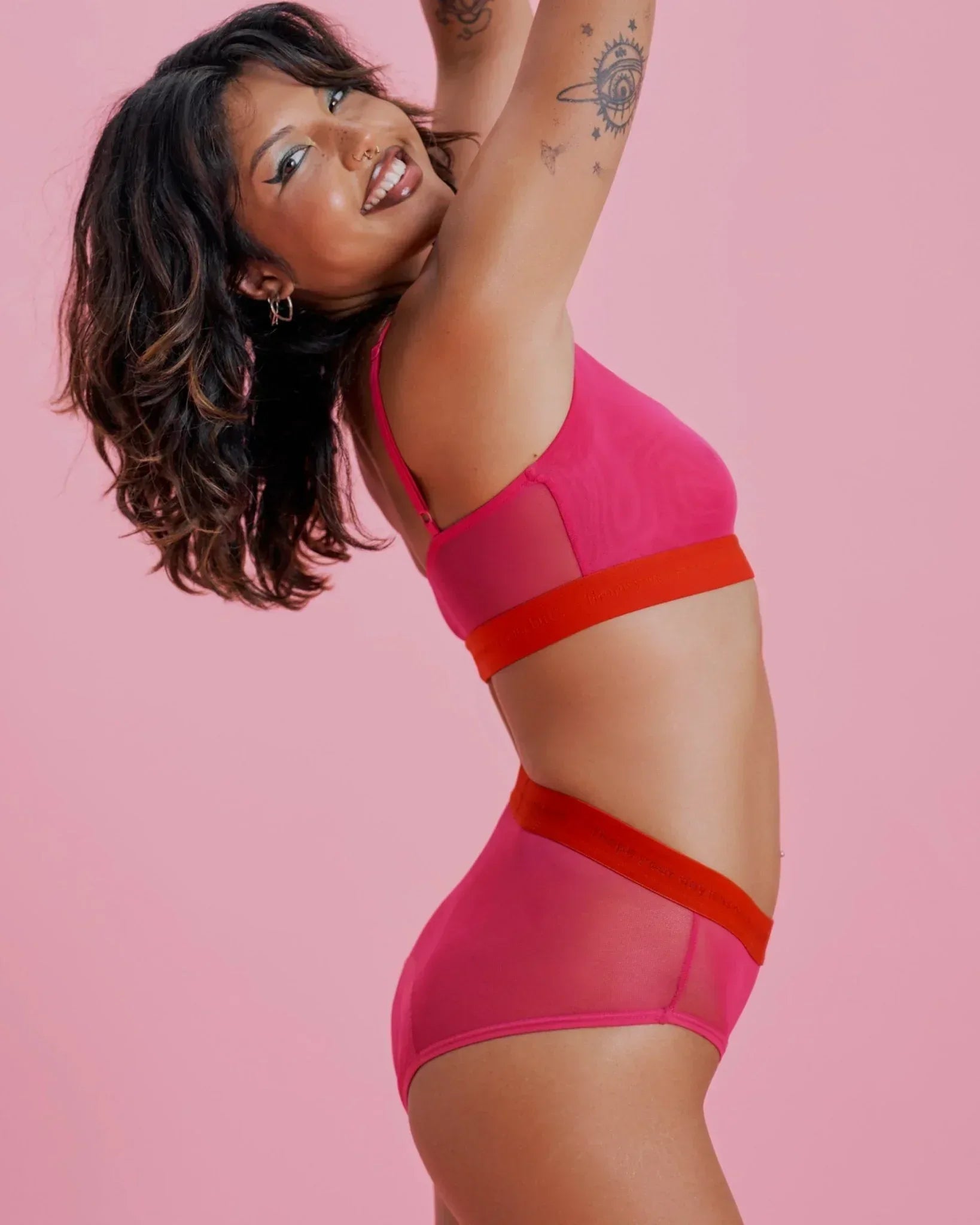 the-female-company-set-n-pples-bralette-mesh-slip-extra-strong-fuchsia image 2