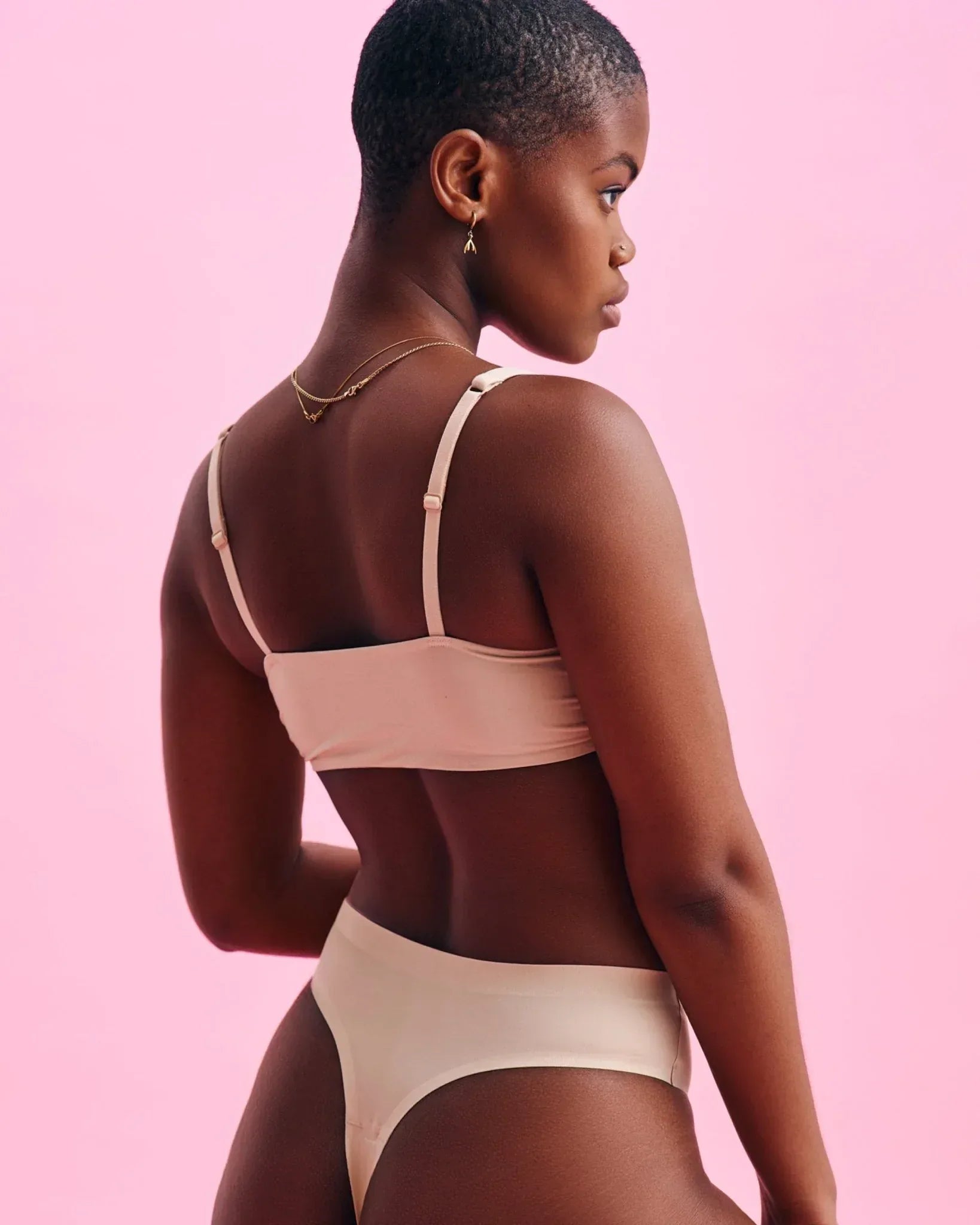 the-female-company-multipack-3x-seamless-tanga-periodenslip-schwarz image 3
