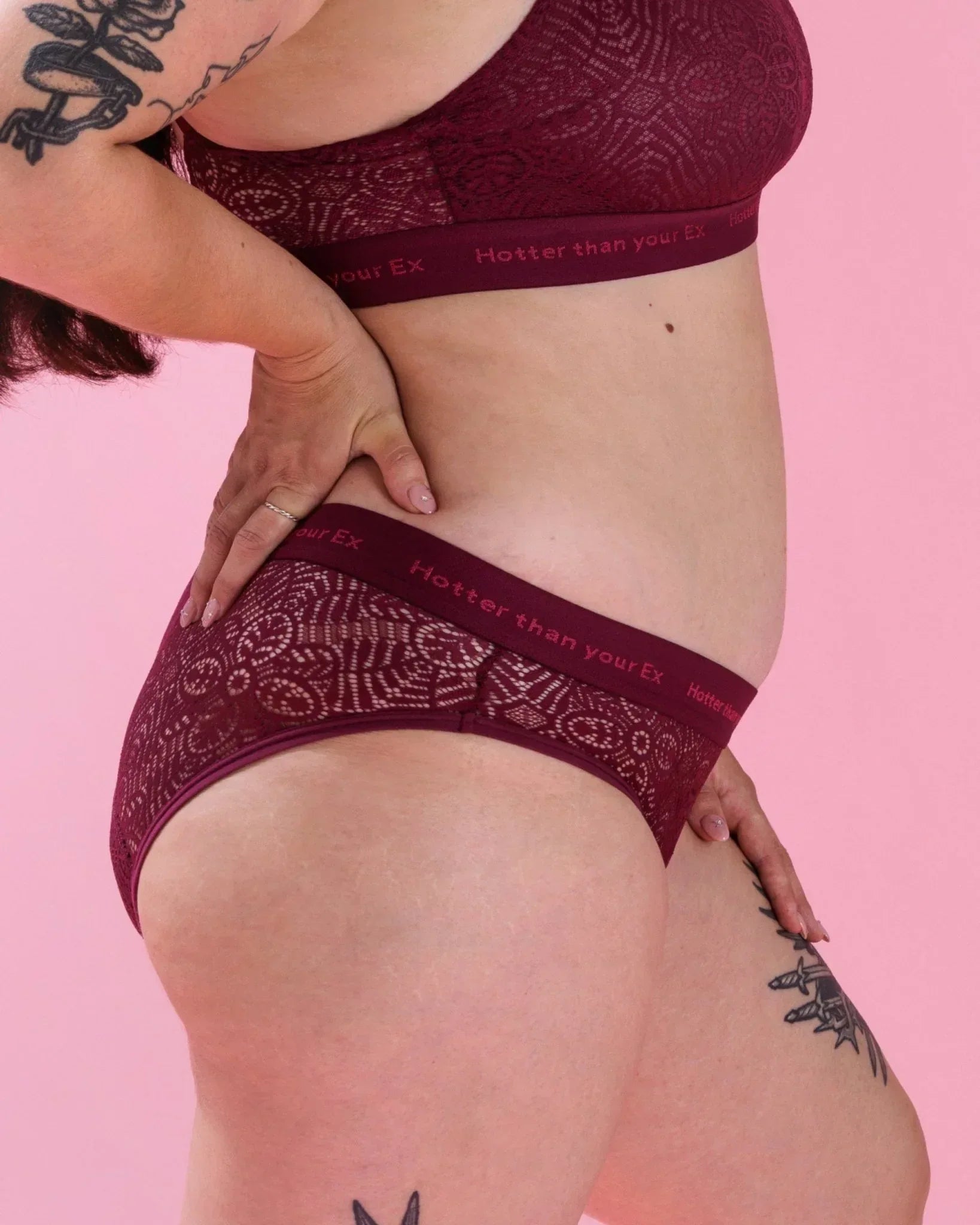 the-female-company-n-pples-lace-set-extra-strong-bralette-slip image 4