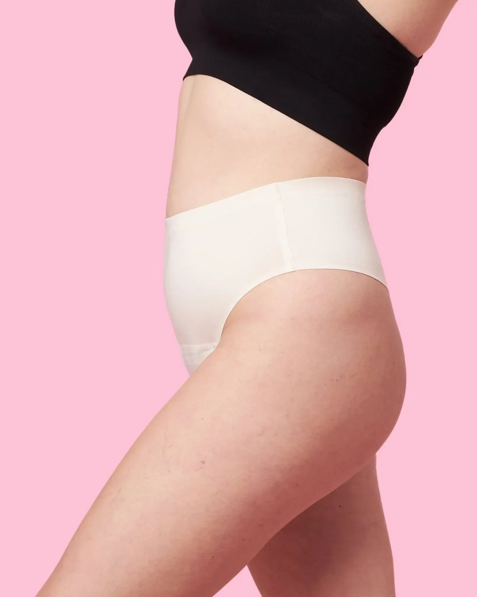 the-female-company-high-waist-tanga-seamless-medium-offwhite image 4