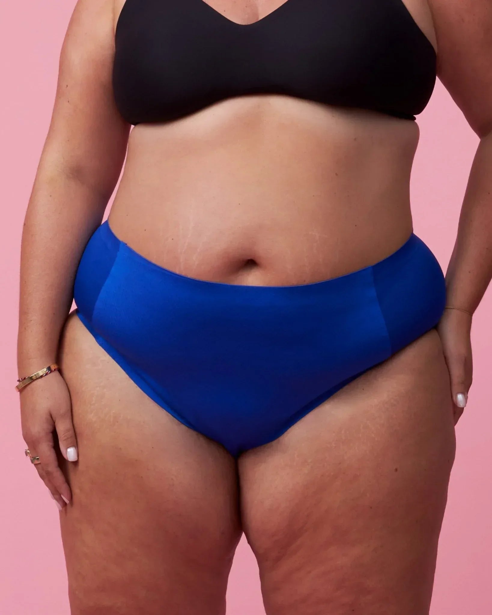 the-female-company-high-waist-seamless-curve-extra-strong-periodenslip image 1