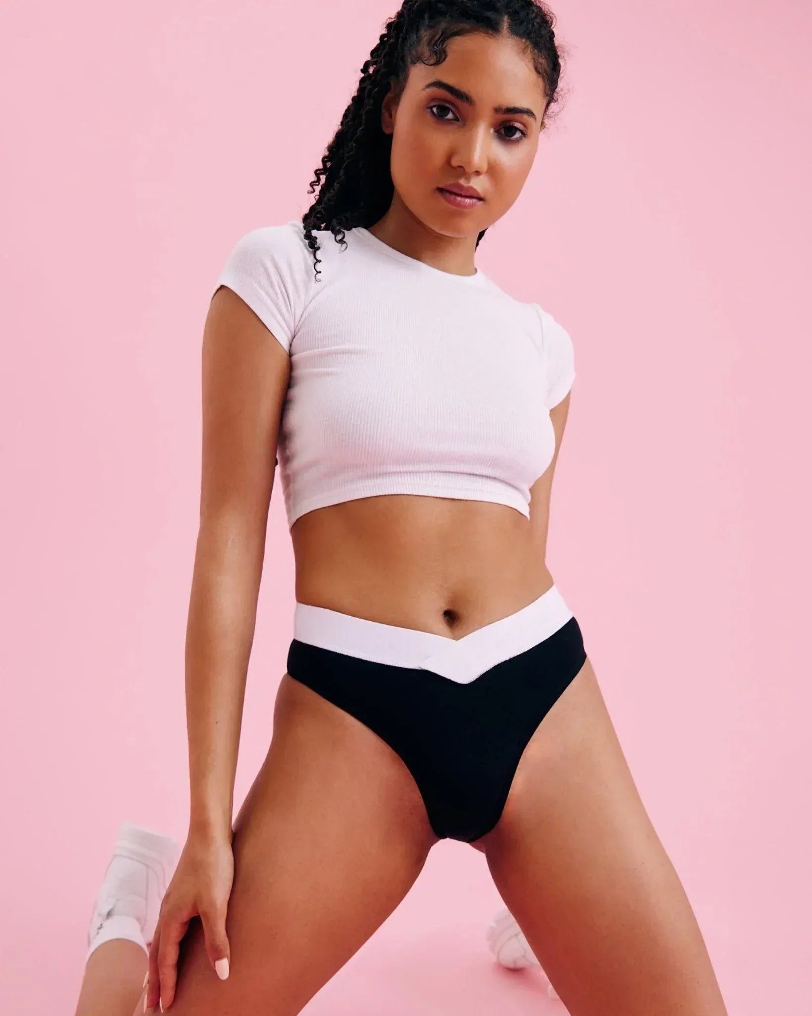 the-female-company-medium-brazilian-v-cut-periodenunterw-sche image 2