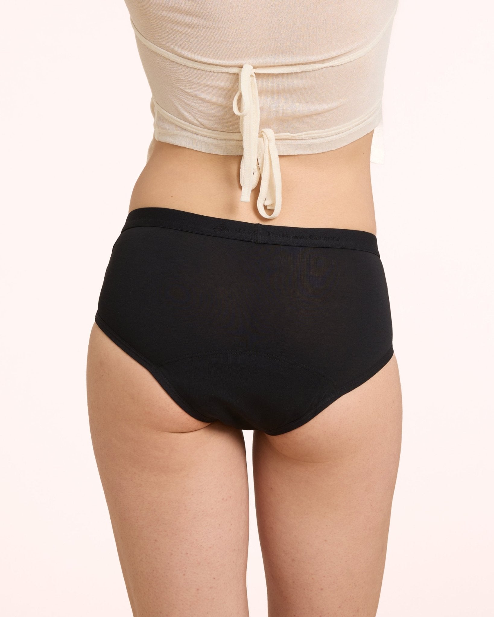 the-female-company-extra-strong-hipster-teens-black-periodenslip image 4