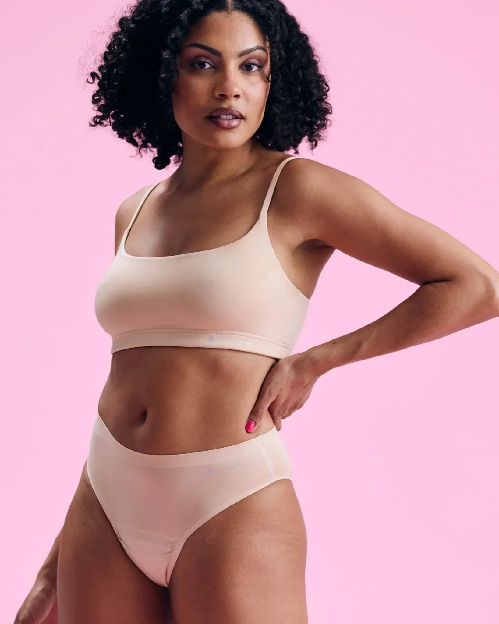 the-female-company-extra-strong-slip-seamless-sand-periodenslip image 8
