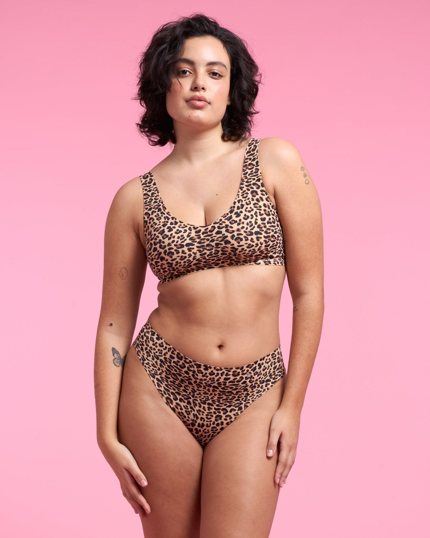 the-female-company-seamless-comfort-set-tanga-bralette-2 image 6