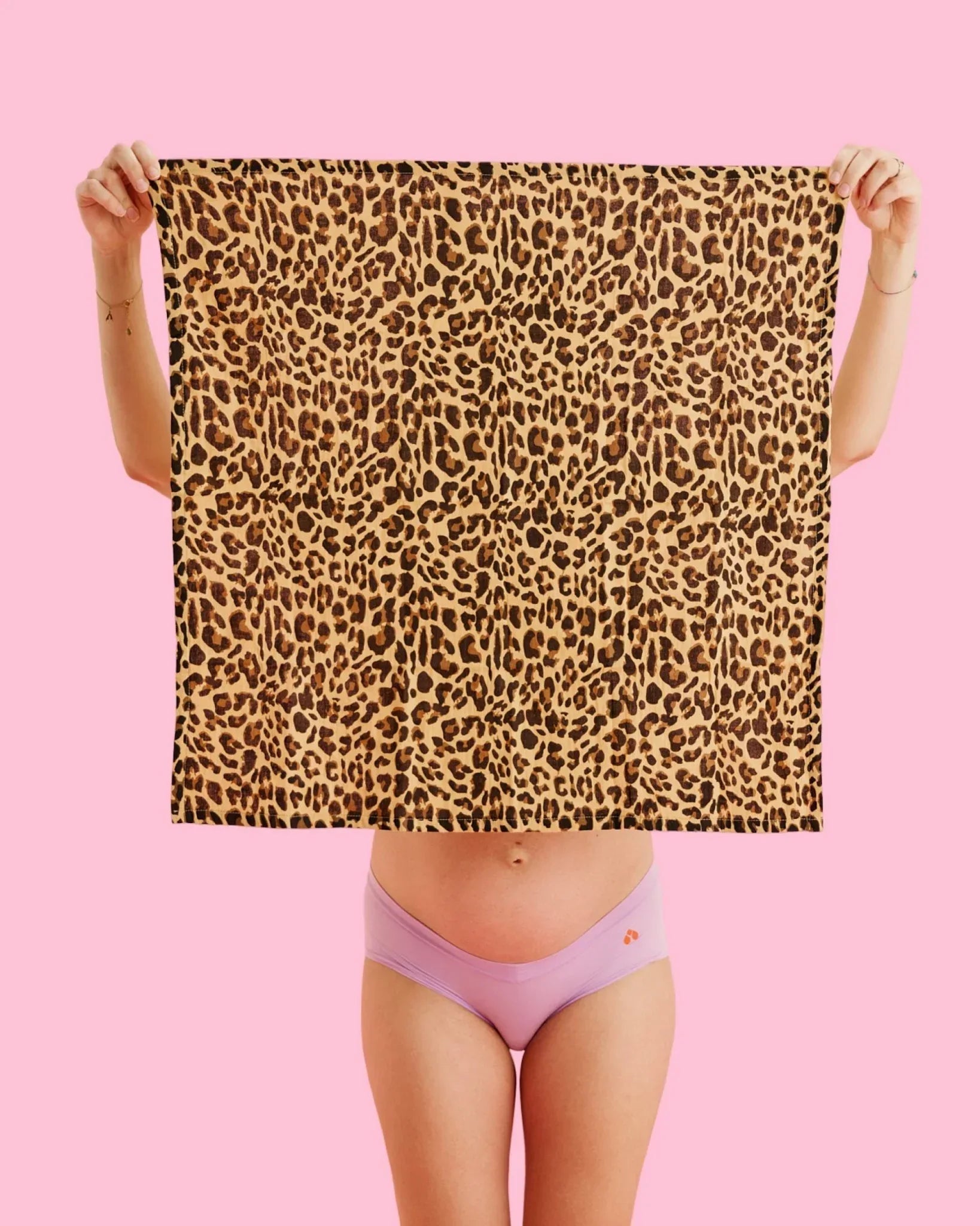 the-female-company-stilltuch-leo-musselin-musselintuch image 4