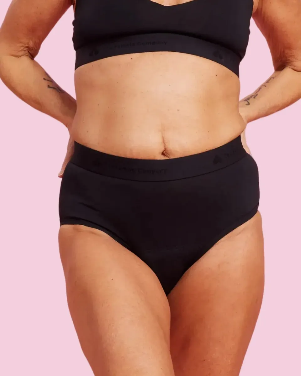 the-female-company-extra-strong-high-waist-periodenslip-bio-baumwolle-schwarz image 1