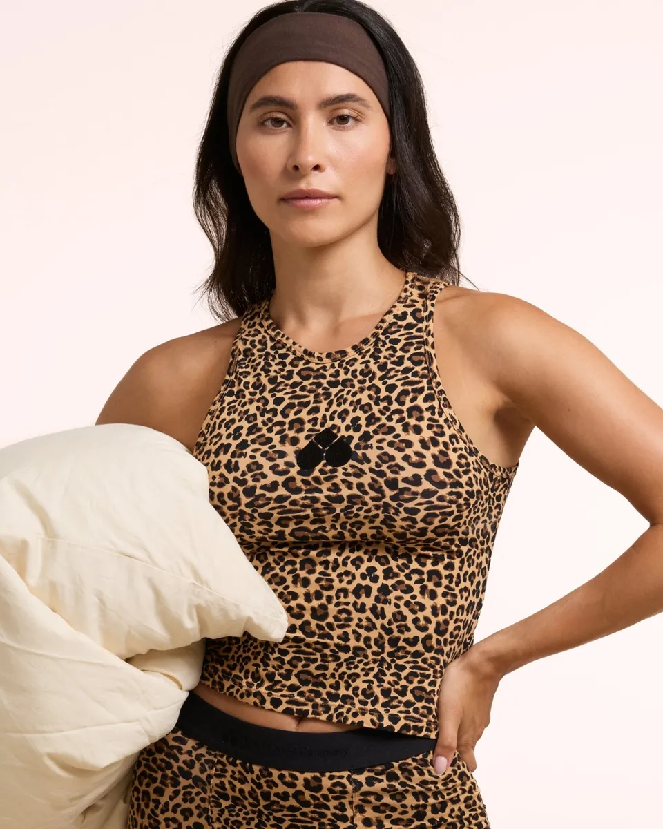the-female-company-tanktop-sleep-bio-baumwolle-enganliegend-schwarz image 1