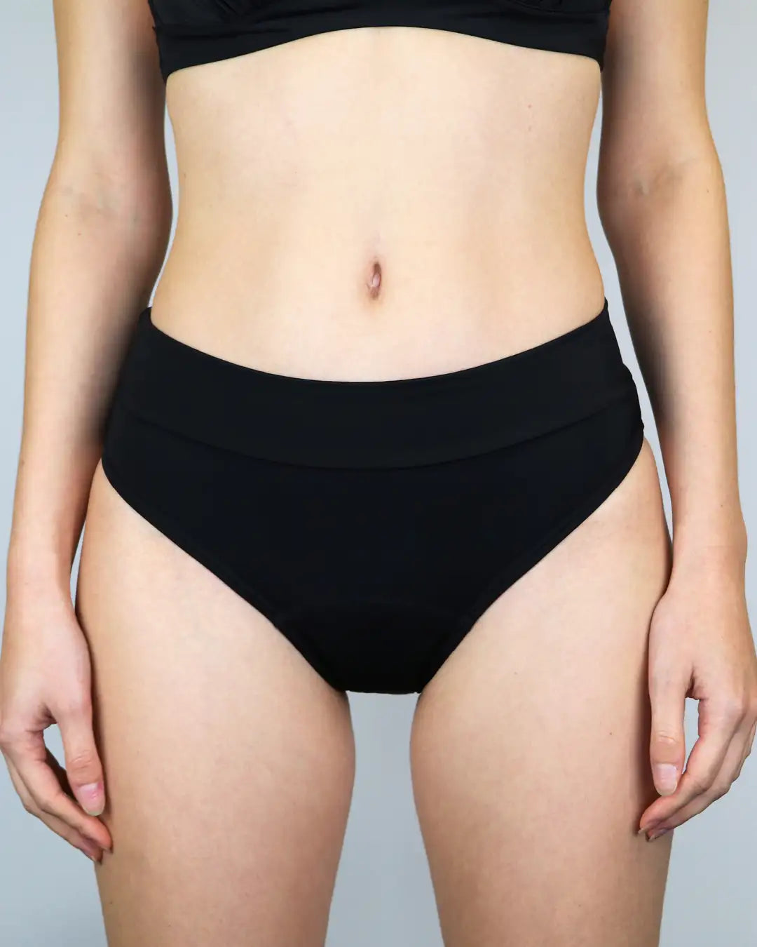 mylily-perioden-bikini-hose-basic-slip-schwarz-perioden-bademode image 1