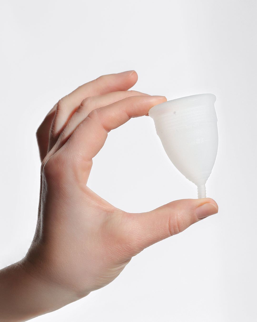 mylily-menstruationstasse-aus-medizinischem-silikon image 2