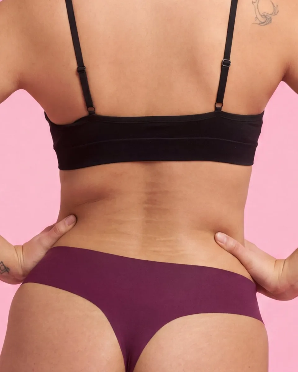 the-female-company-medium-tanga-seamless-periodentanga image 1