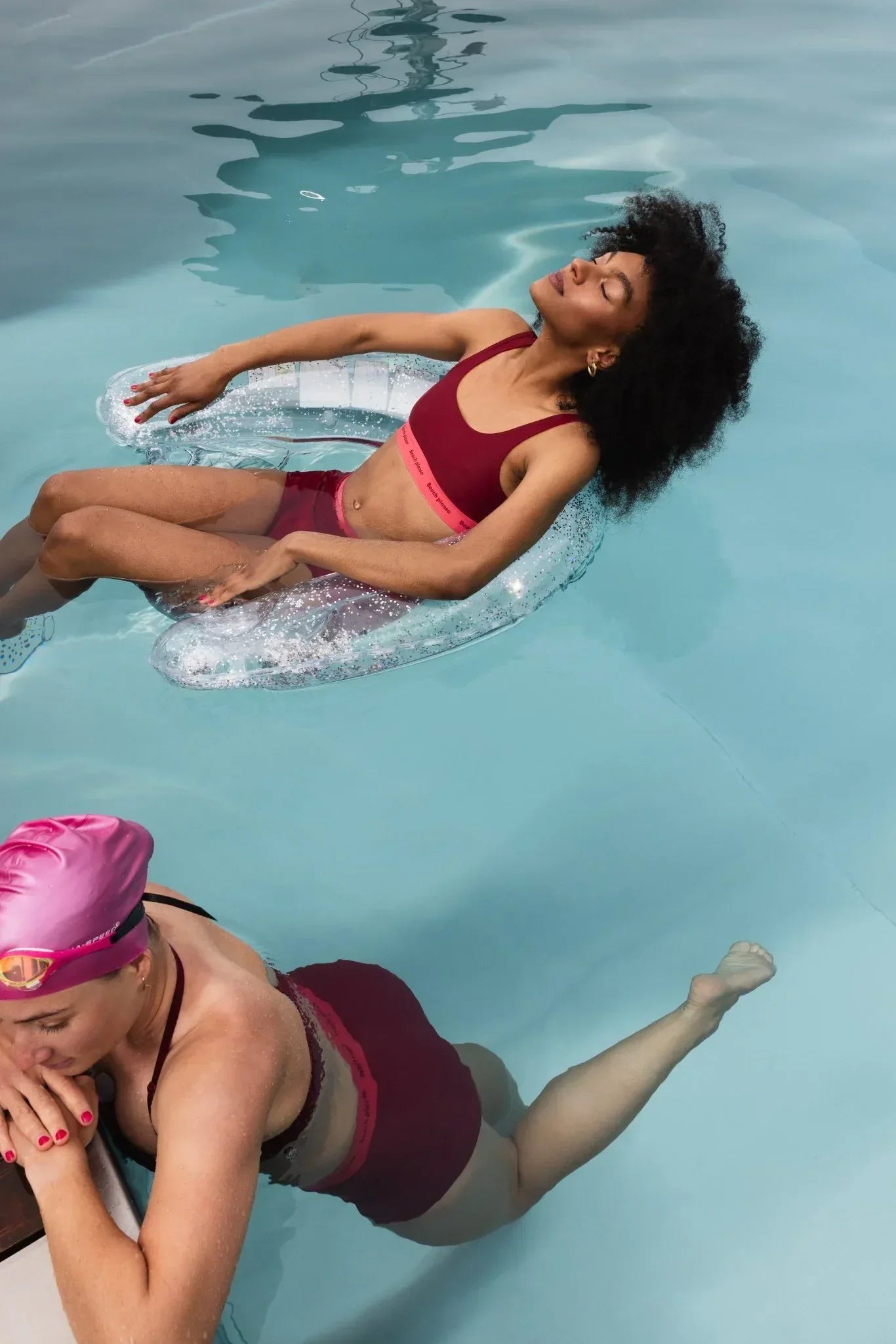 the-female-company-perioden-bikinitop-cherry-sportlicher-schnitt image 7