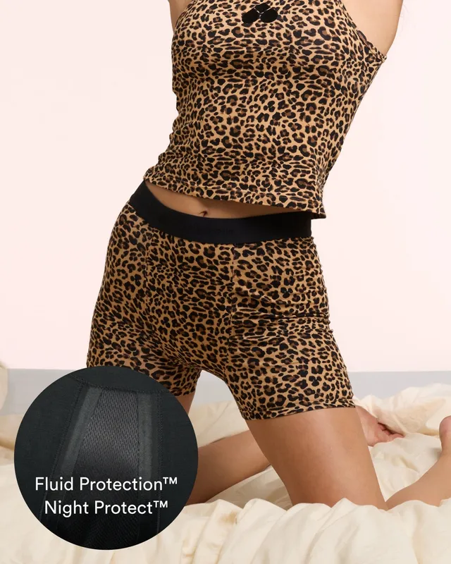 the-female-company-extra-strong-sleep-shorts-night-protect-schwarz-2 image 1