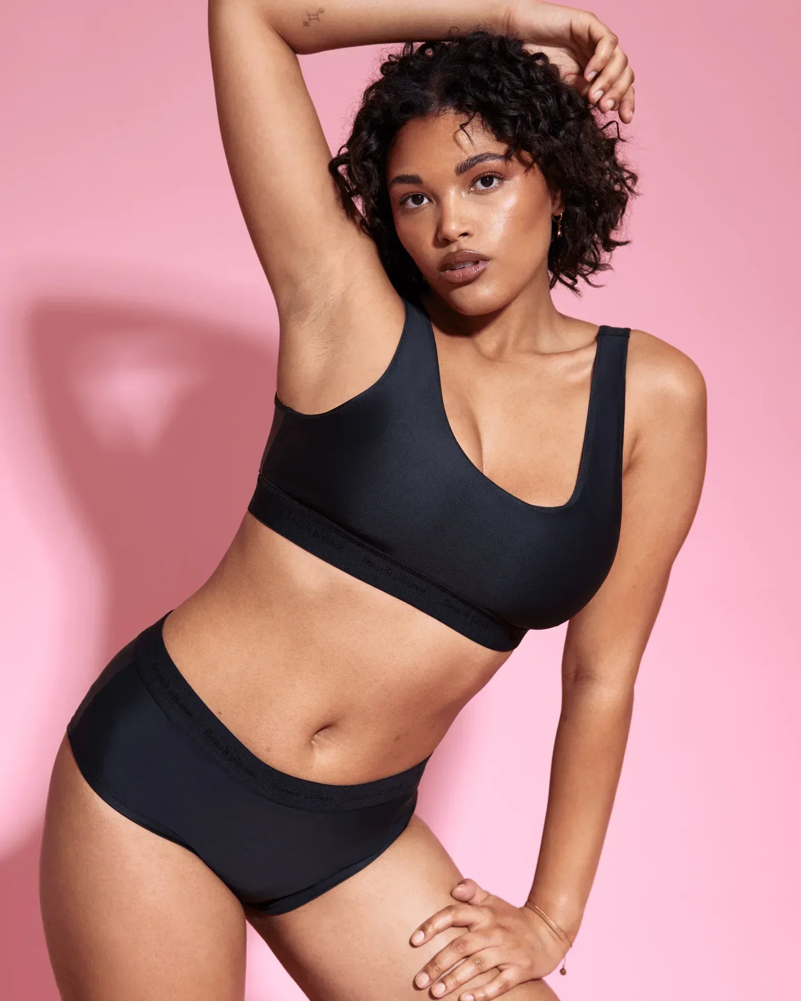 the-female-company-set-perioden-bikini-hipster-performance-bikinitop-period-swim image 1