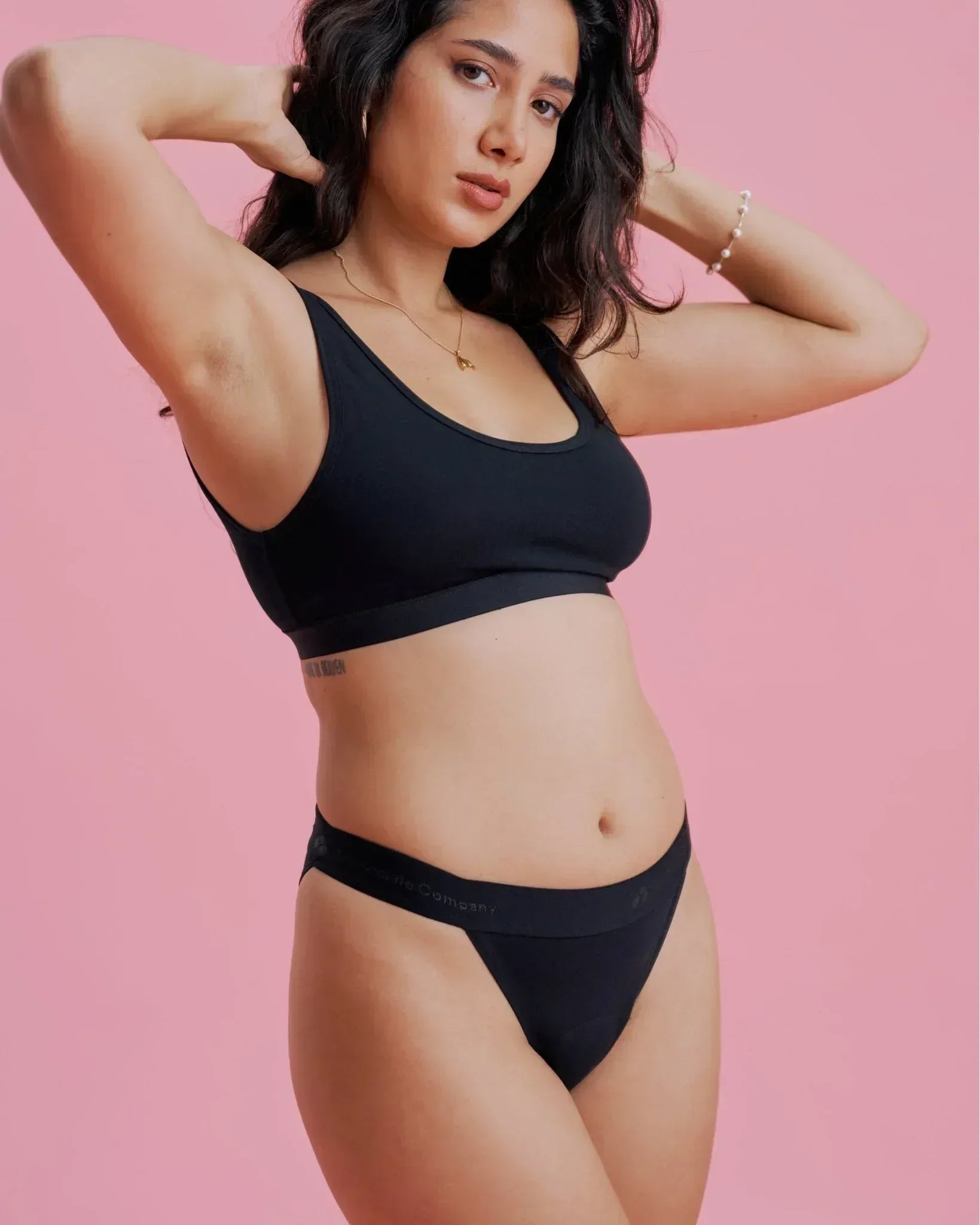 the-female-company-tape-period-slip-extra-strong-period-panty-schwarz image 1