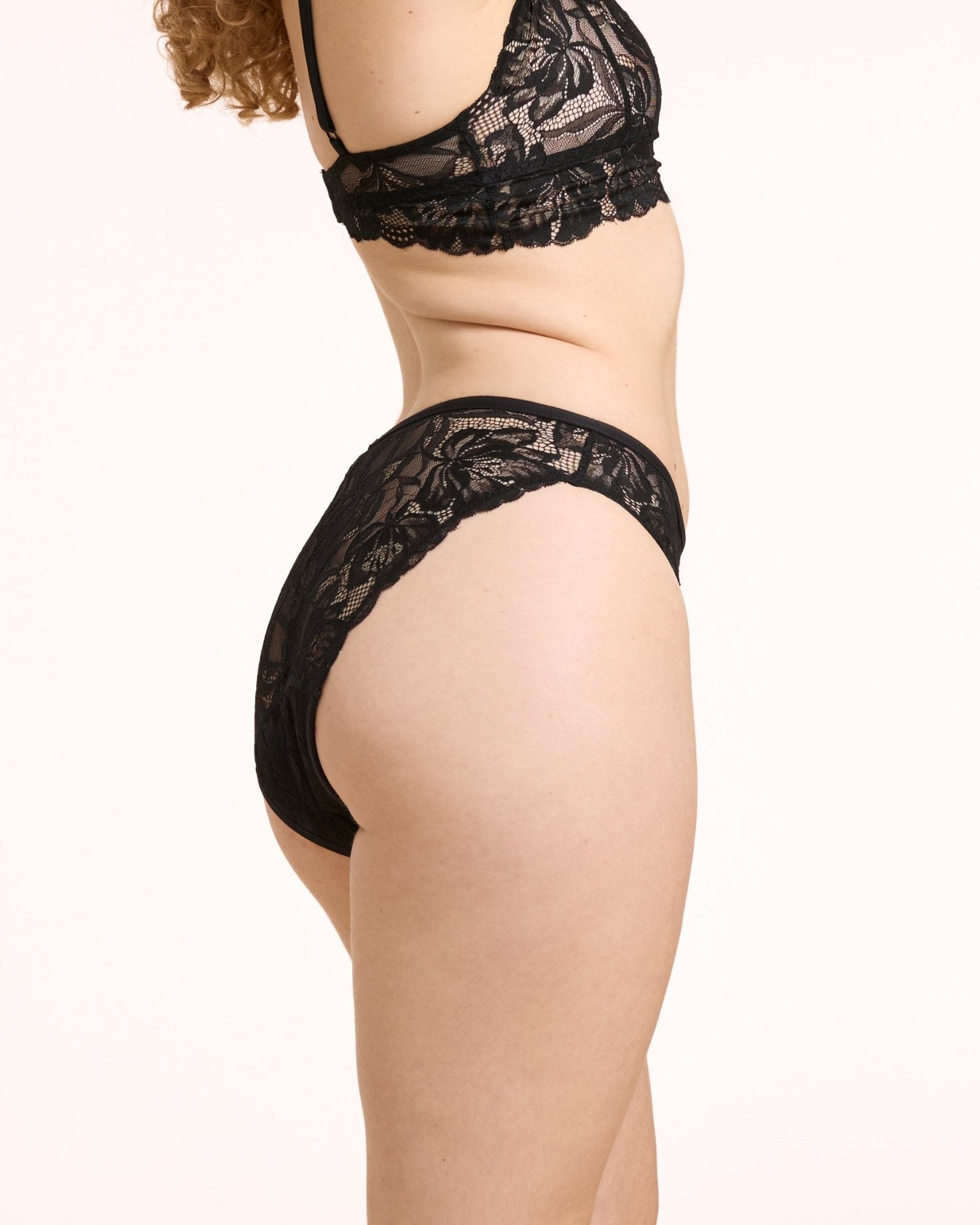 the-female-company-extra-strong-slip-lace-periodenslip image 6