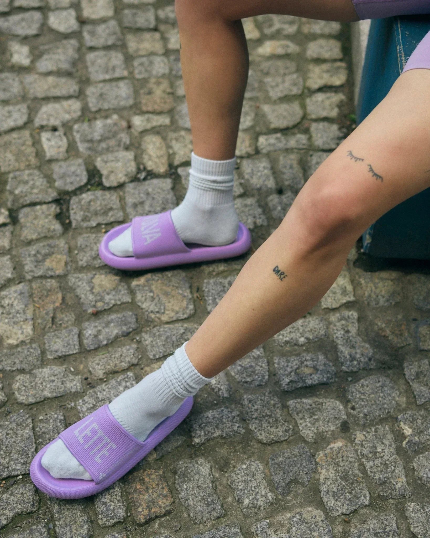 the-female-company-vulvaletten-on-clouds-slipper-limited-edition image 5