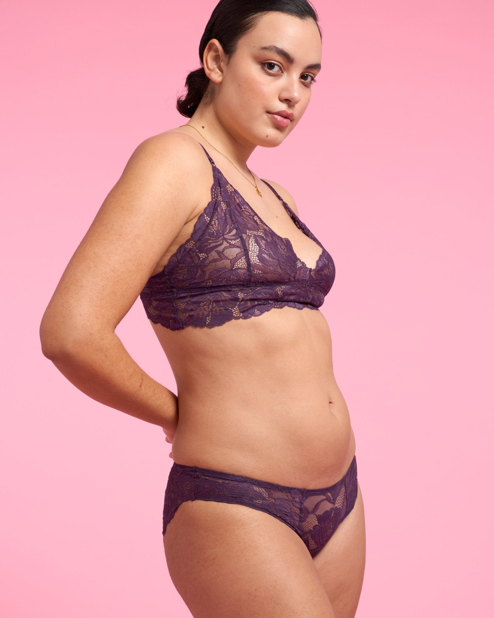 the-female-company-slip-luxury-lace-unterw-sche-midnight-purple image 8