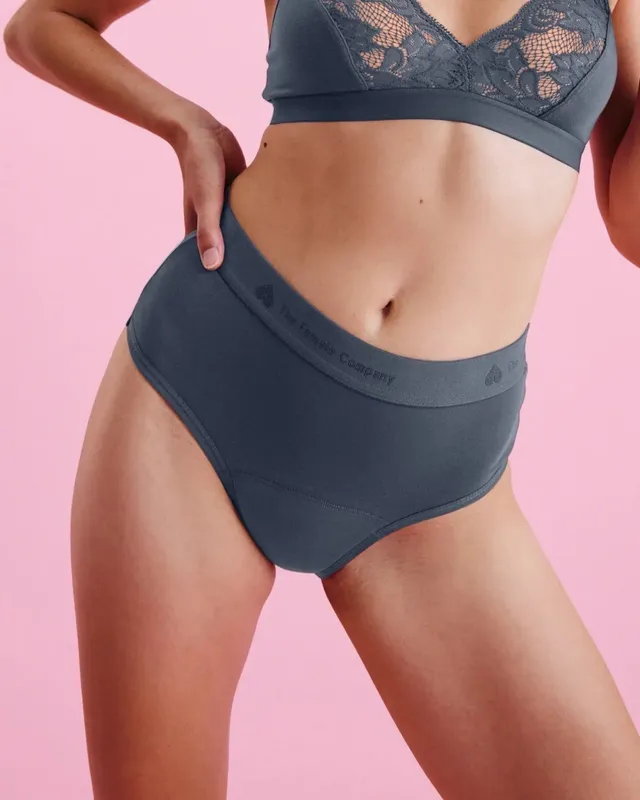 the-female-company-organic-cotton-period-high-waist-ultra-strong image 1