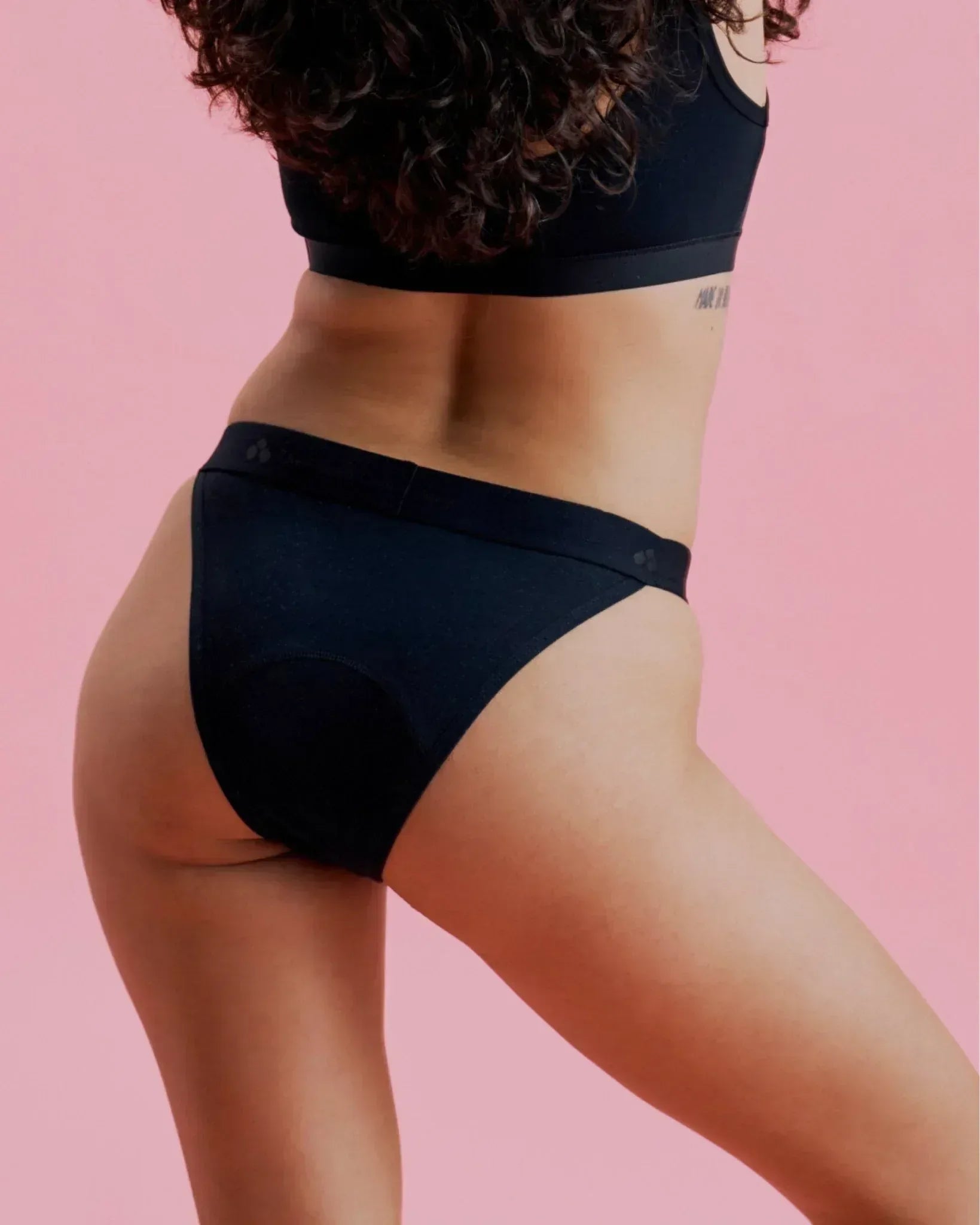 the-female-company-tape-period-slip-extra-strong-period-panty-schwarz image 2