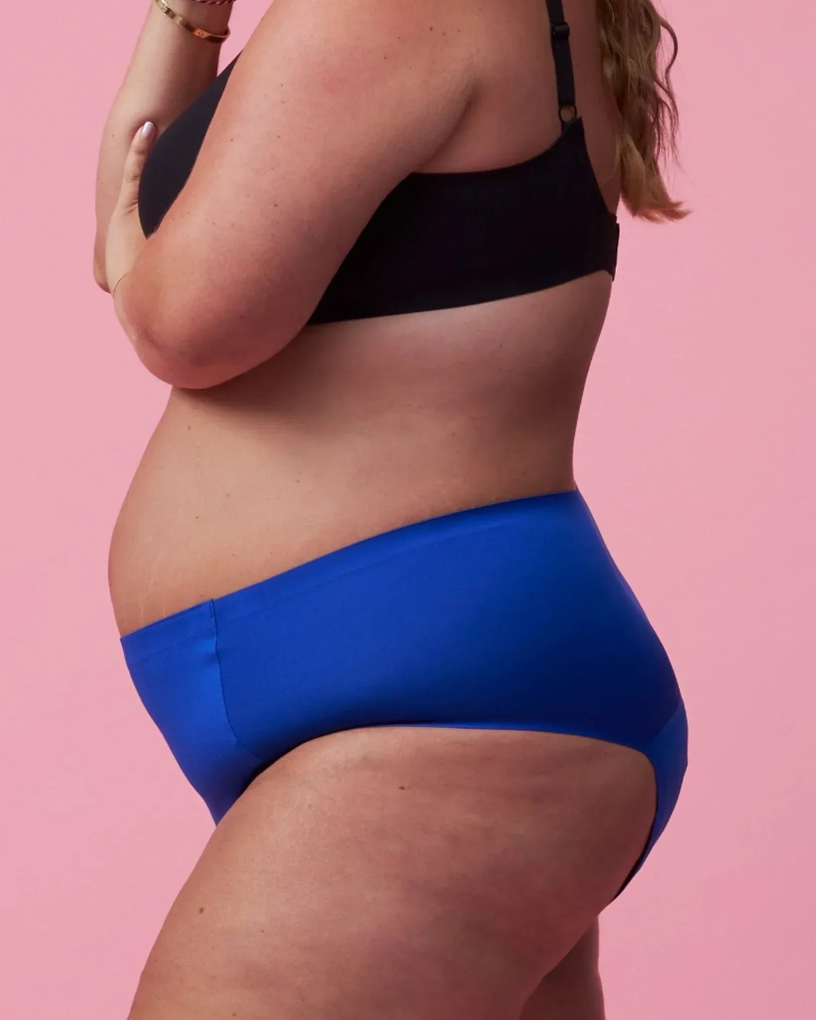 the-female-company-high-waist-seamless-curve-extra-strong-periodenslip image 2